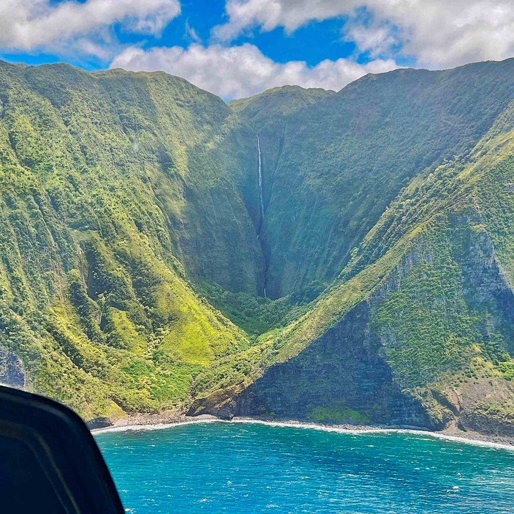 blue hawaiian helicopters maui west maui molokai adventure maui no ka oi