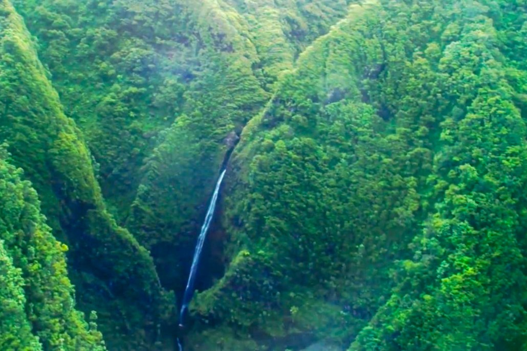 bluehawaiian full oahu helicopter beautiful sacred falls