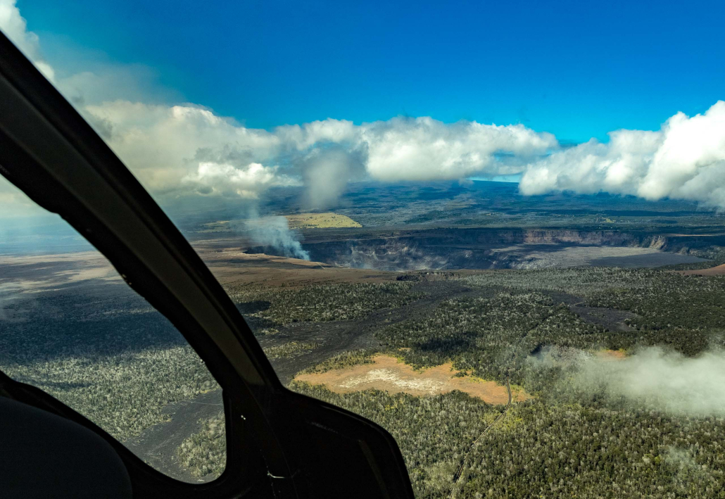 Volcano Helicopter & Sightseeing Tour From Oahu And Maui