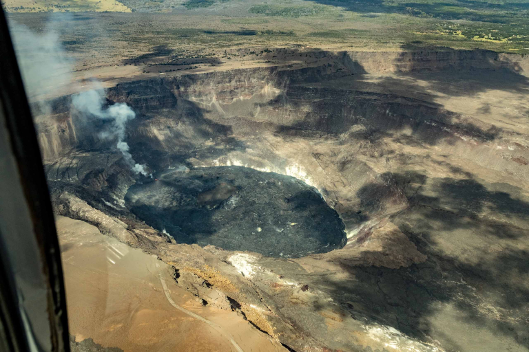Helicopter Kilauea Volcano Caldera and Lava Lake Big Island