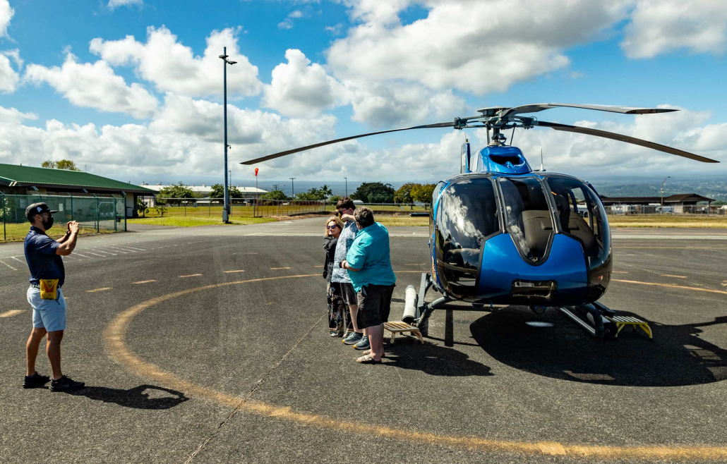 Hilo Helicopter tour and Guests Big Island