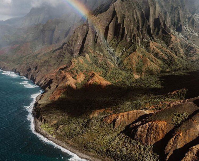 maunaloahelicoptertours kauai shore