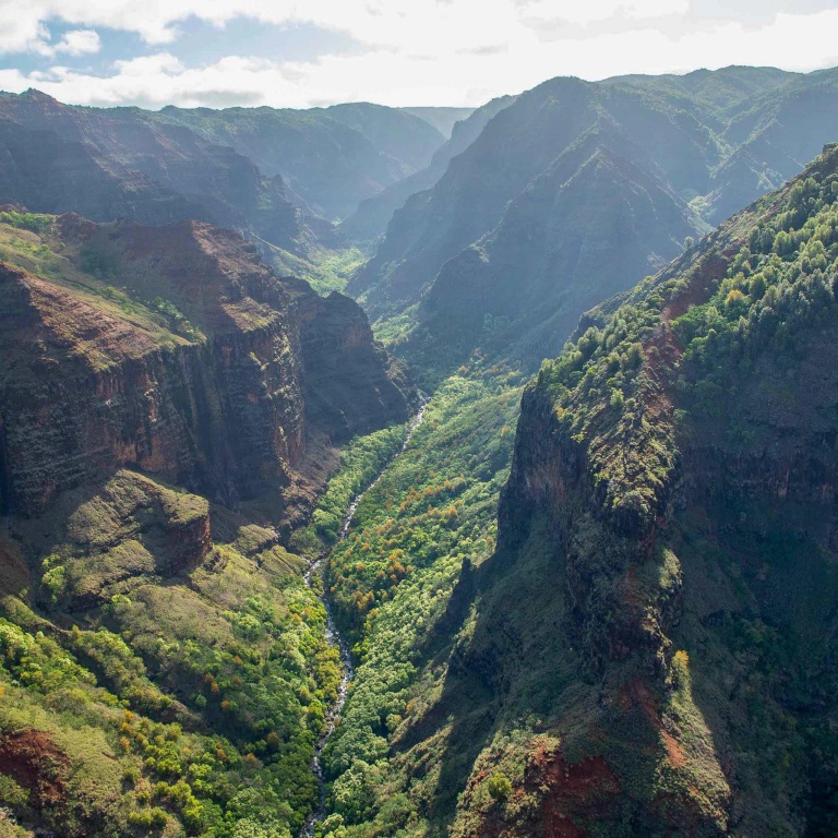 maunaloahelicoptertours kauai waimea canyon kauai