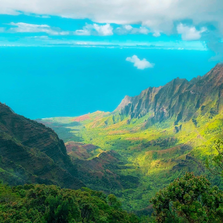 maunaloahelicoptertoursthe perfect way to explore hiking