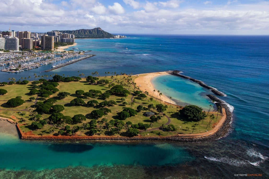paradisecopters valleys and waterfalls from turtle bay waikiki diamond head