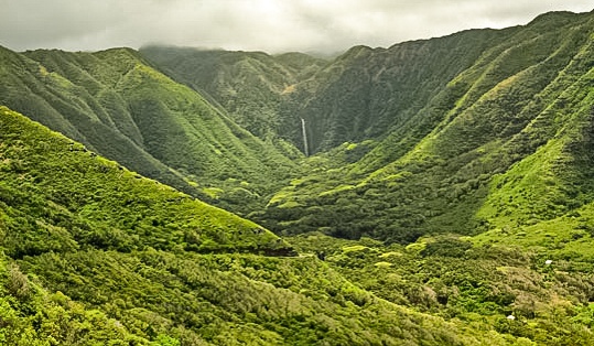 Air Maui Molokai Halawa Valley