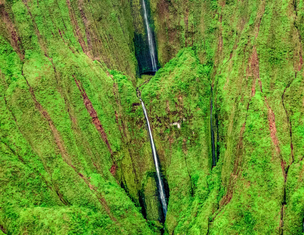 Blue Hawaiian West Maui Waterfall Complete Island Maui Tour