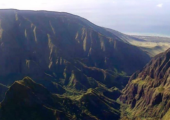 airmaui complete island helicopter tour west maui mountain slider