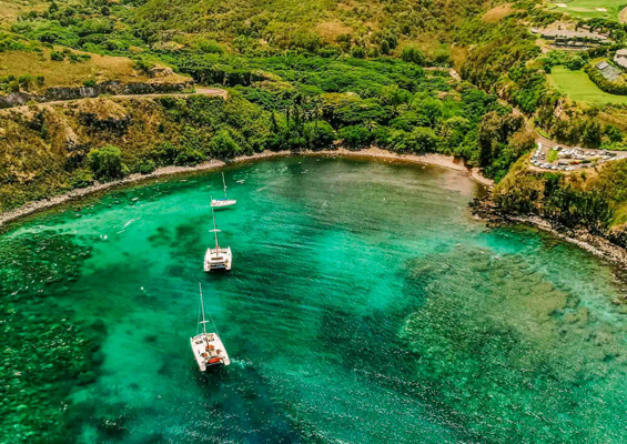 honolua bay aerial boats snorkeling kapalua maui 