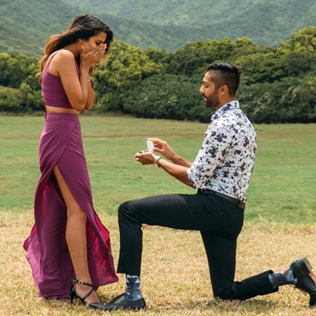 a romantic and scenic flight to the perfect spot for proposing oahu rainbow helicopters product images