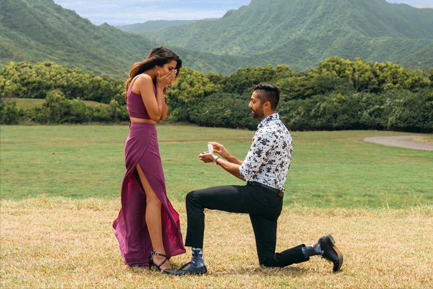 Romantic Landing Oahu Private Helicopter Tours