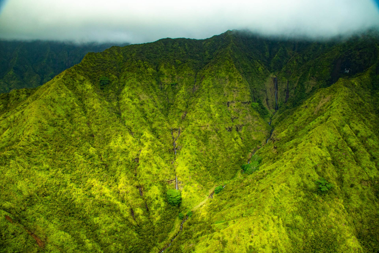 stunning views of mount waialeale the wettest spot on earth kauai hawaii