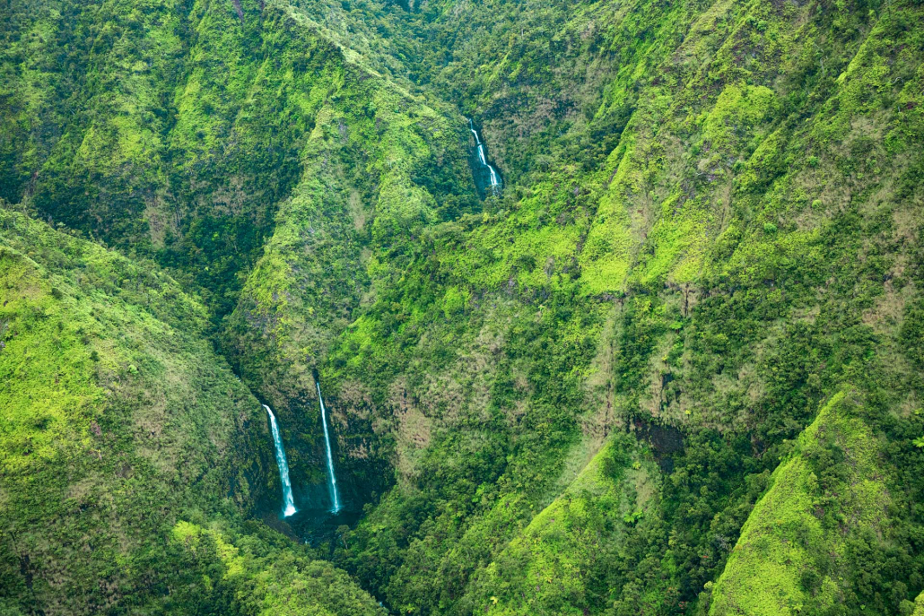 view mount waialeale known as the wettest spot on earth kauai hawaii
