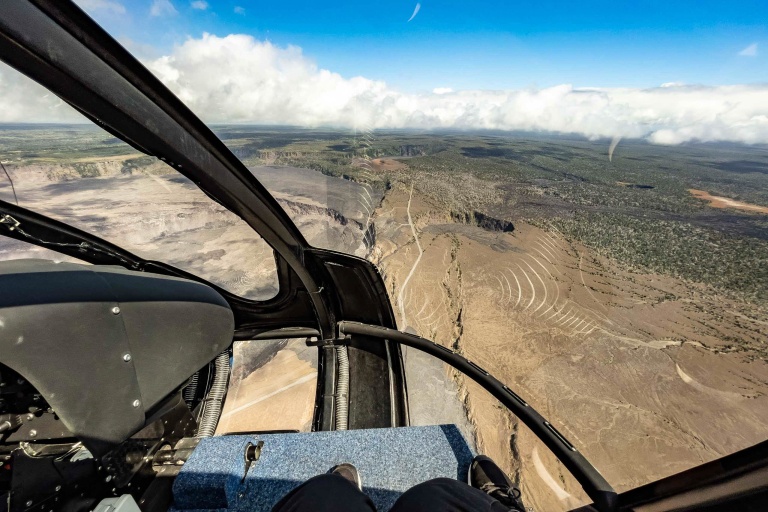 volcanoes national park helicopter windows big island