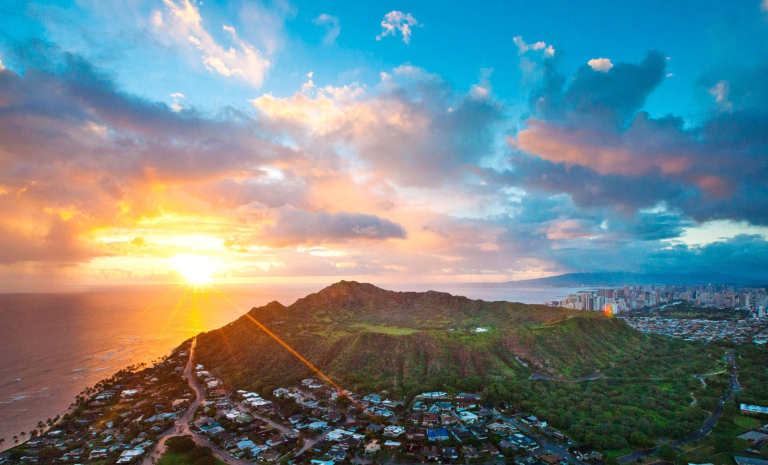 fly around diamond head rainbow helicopters oahu hawaii