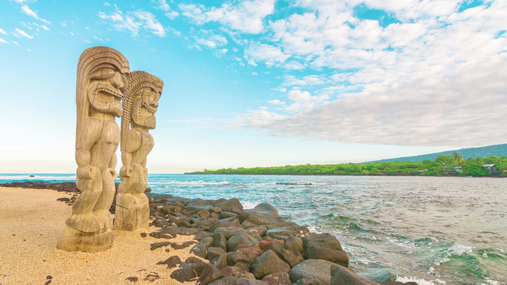 kii in puuhonua o honaunau national historical park big island