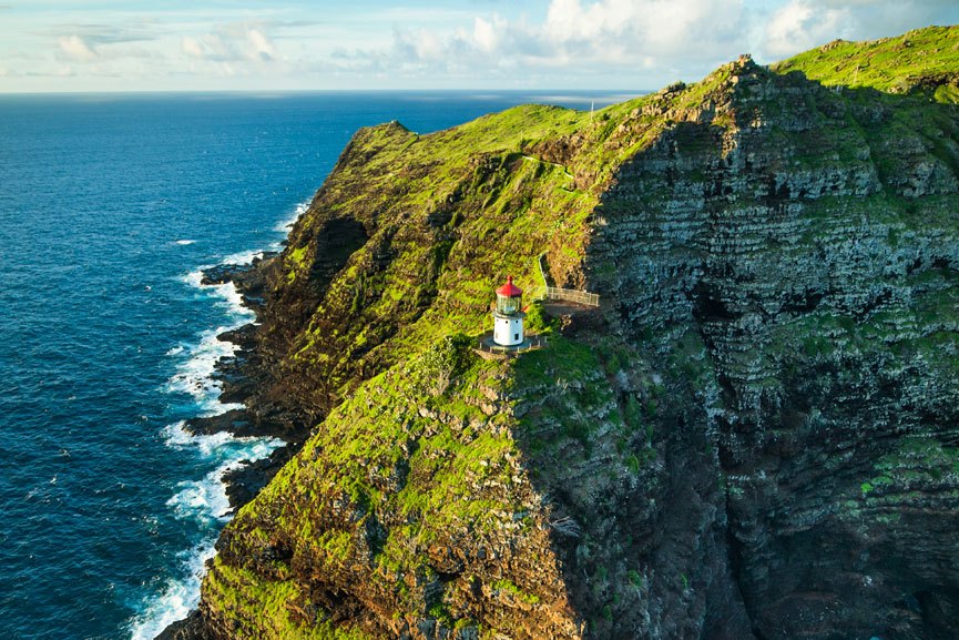 makapuu point lighthouse oahu rainbow helicopters