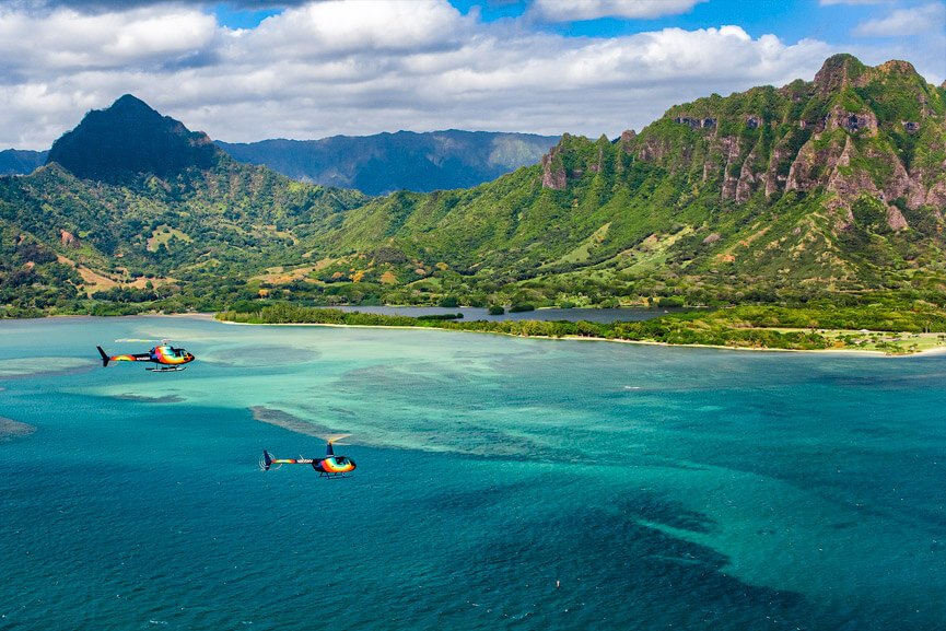 see the lush windward coast and dramatic koolau mountains rainbow helicopters oahu hawaii