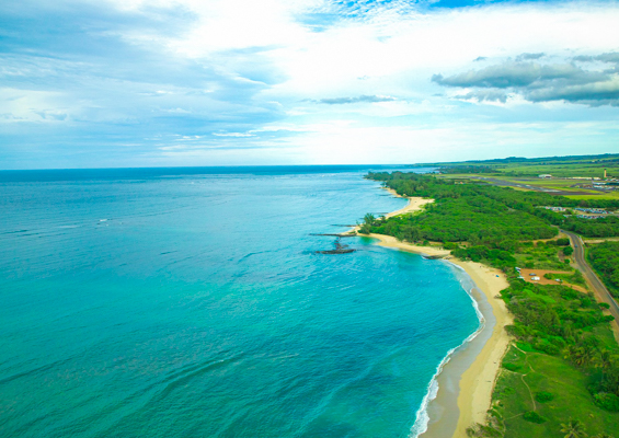 soar above maui coastline