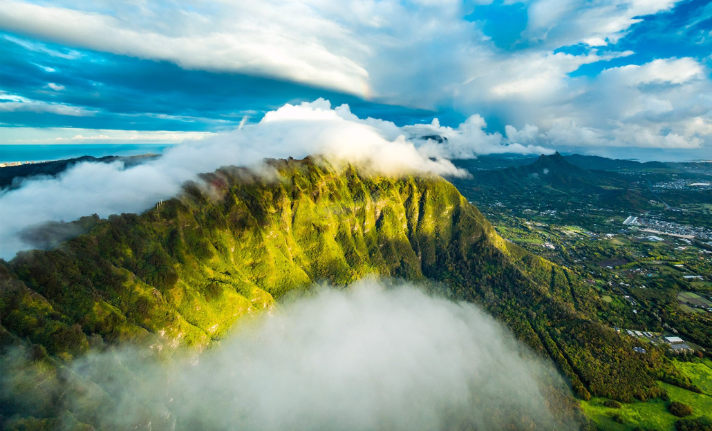 soar over nuuanu pali the windward cliff of the koolau mountain on oahu hawaii rainbow helicopters