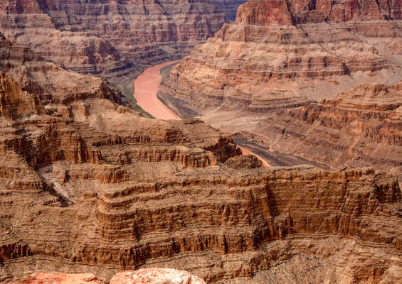 maverickhelicopter colors canyons tour ponderosa pine forests grand canyon