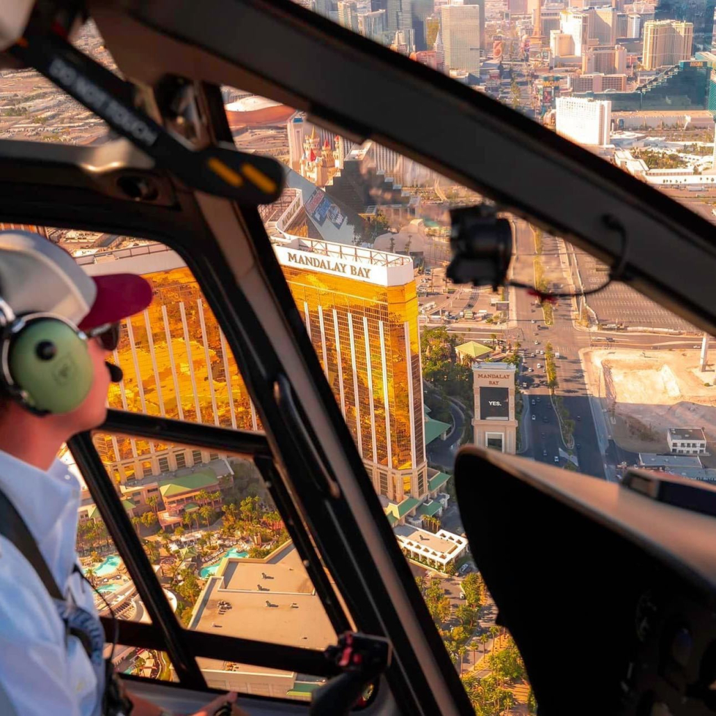maverick helicopter see views vegas strip and downtown from helicopter
