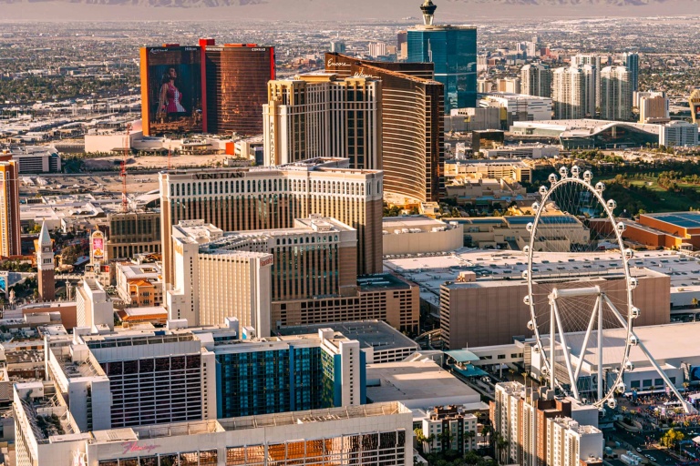 maverickhelicopter land air see city high roller