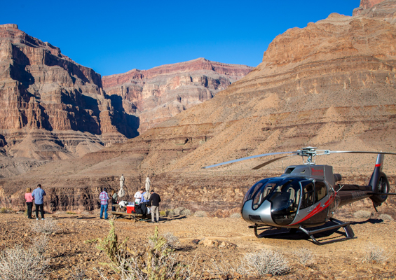 maverickhelicopter western journey slide grand canyon west helicopter landing
