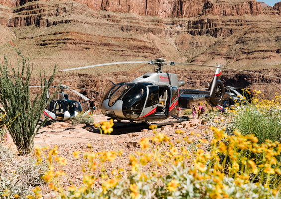 maverickhelicopter western journey slide grand canyon west landing