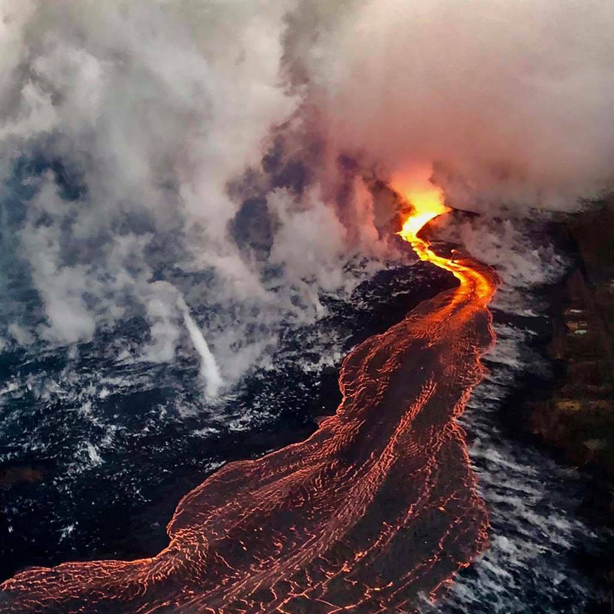 Big Island Volcanoes Safari | Explore the Lush Landscape